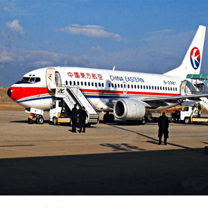 萨尔图机场快递航空快运业稳步发展的原因是什么？